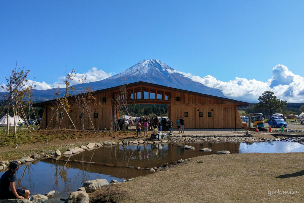 ふもとっぱらキャンプ場で富士山